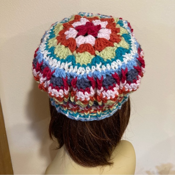 Hand knit, multicolor, BoHo style newsboy, cap/ hippie gypsy style - Picture 4 of 8